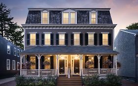 Flag House Inn